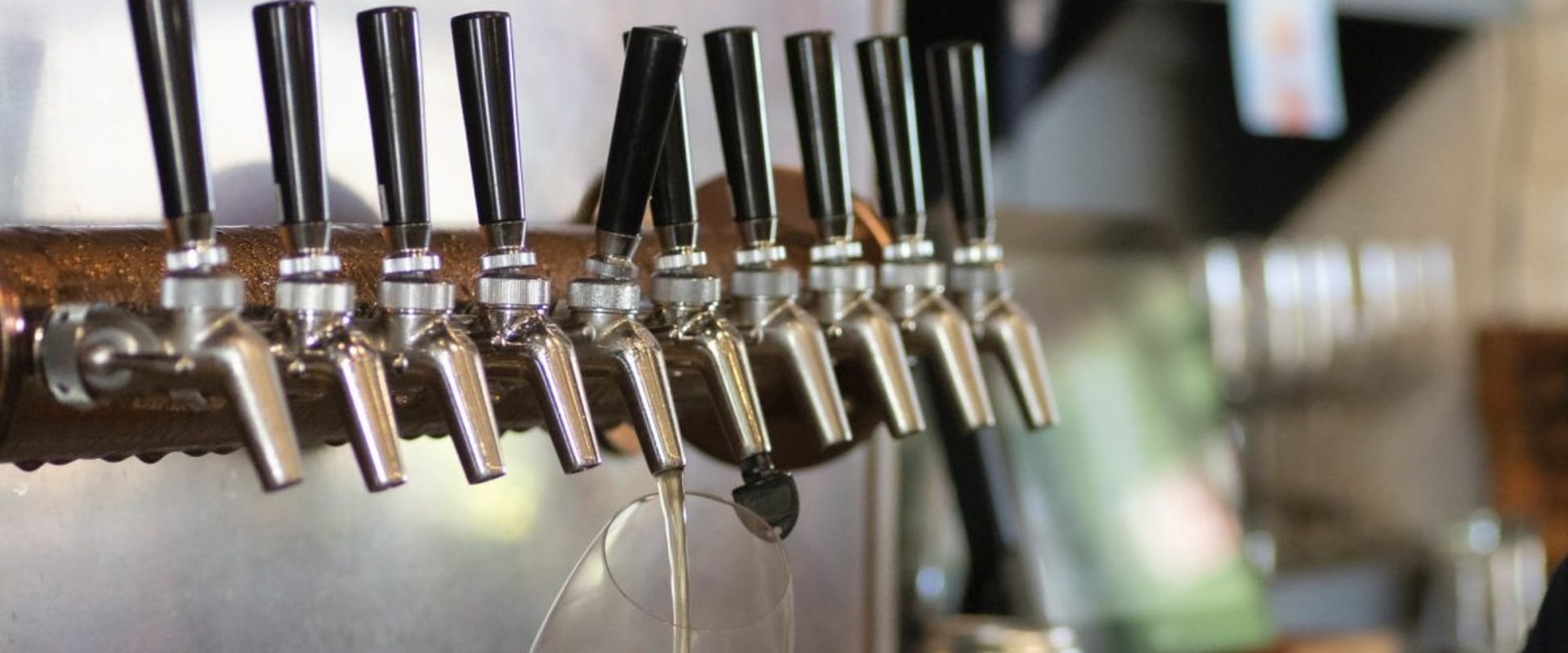 The Complete Guide to Kegging Systems for Home Brewing